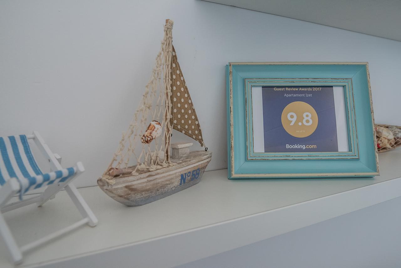 Apartament Izet ママイア エクステリア 写真