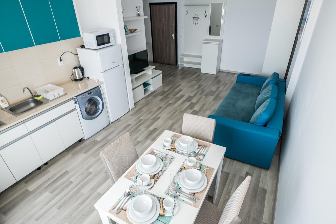 Apartament Izet ママイア エクステリア 写真